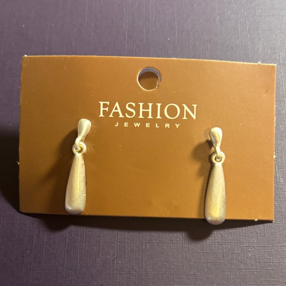 Fashion Jewelry Elegant Silver Drop Earrings